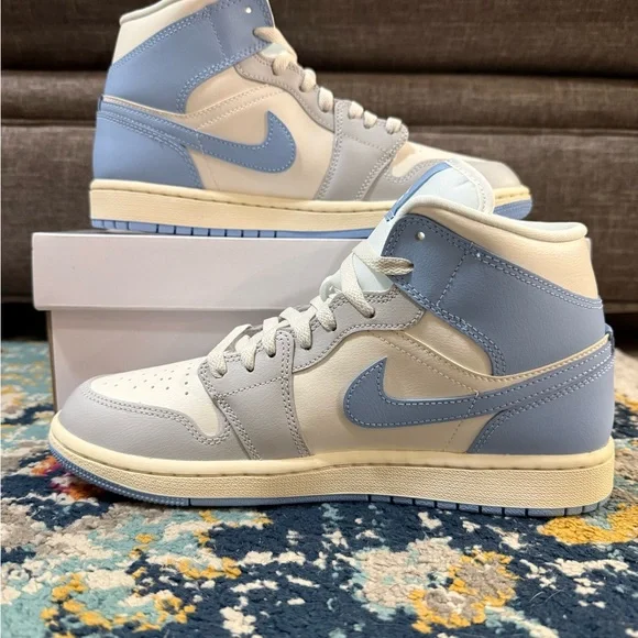 Size 9 - Women’s Air Jordan 1 Mid “Psychic Blue Sail Coconut Milk” - Picture 2 of 5
